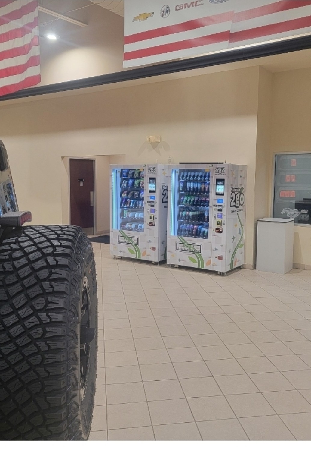 Workplace vending setup